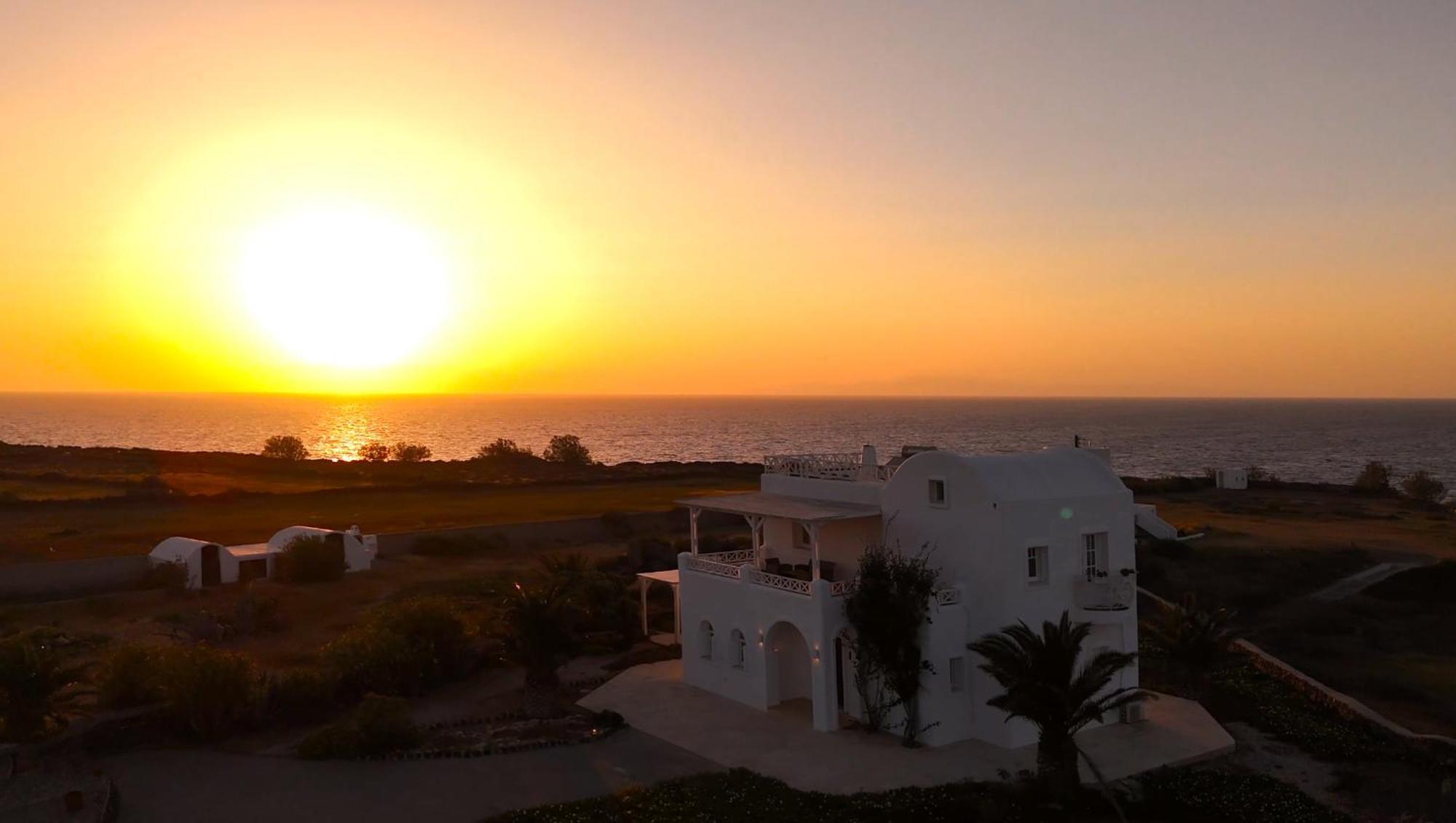 Oia Sunset Luxury Villa Dış mekan fotoğraf