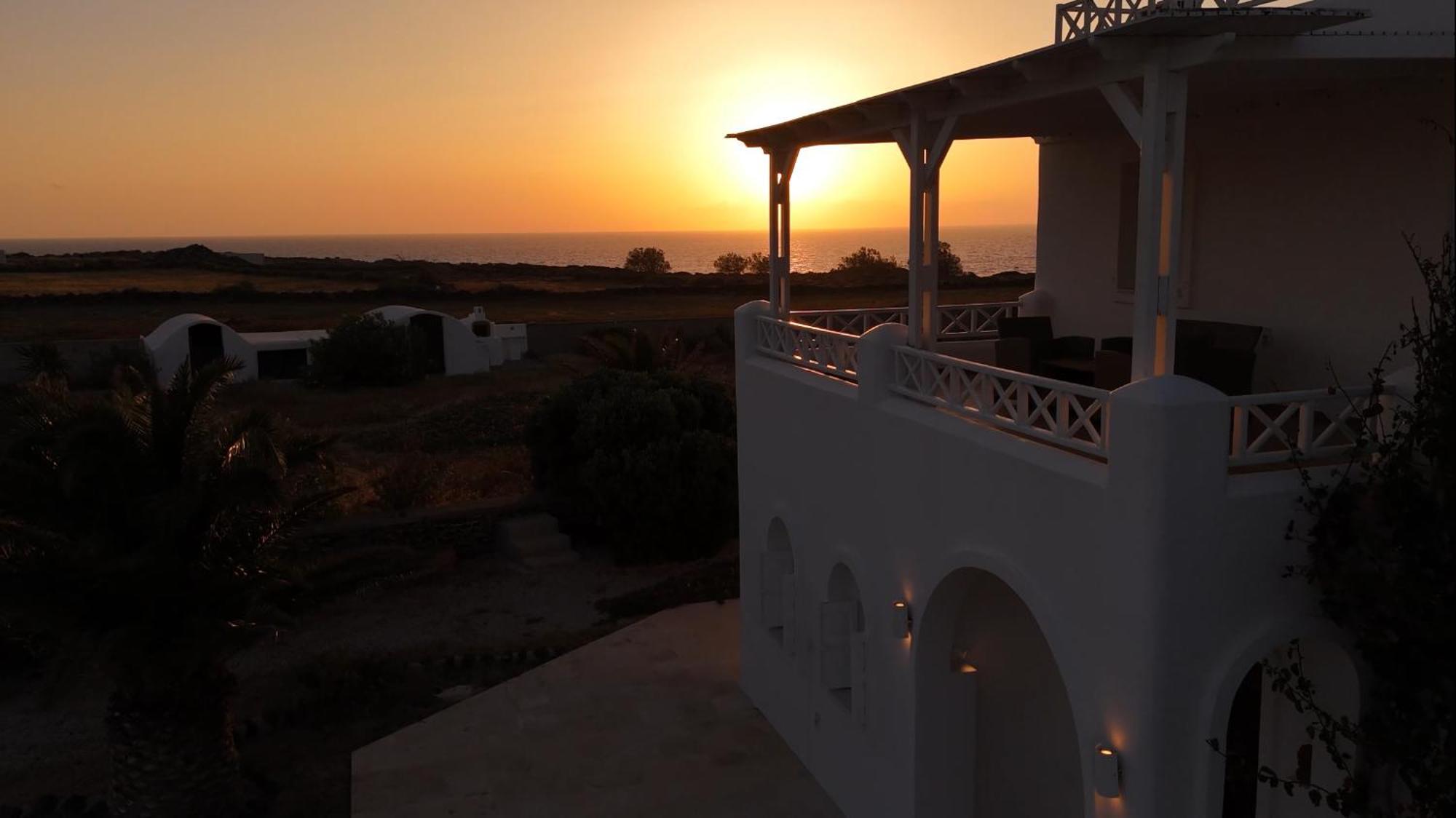Oia Sunset Luxury Villa Dış mekan fotoğraf