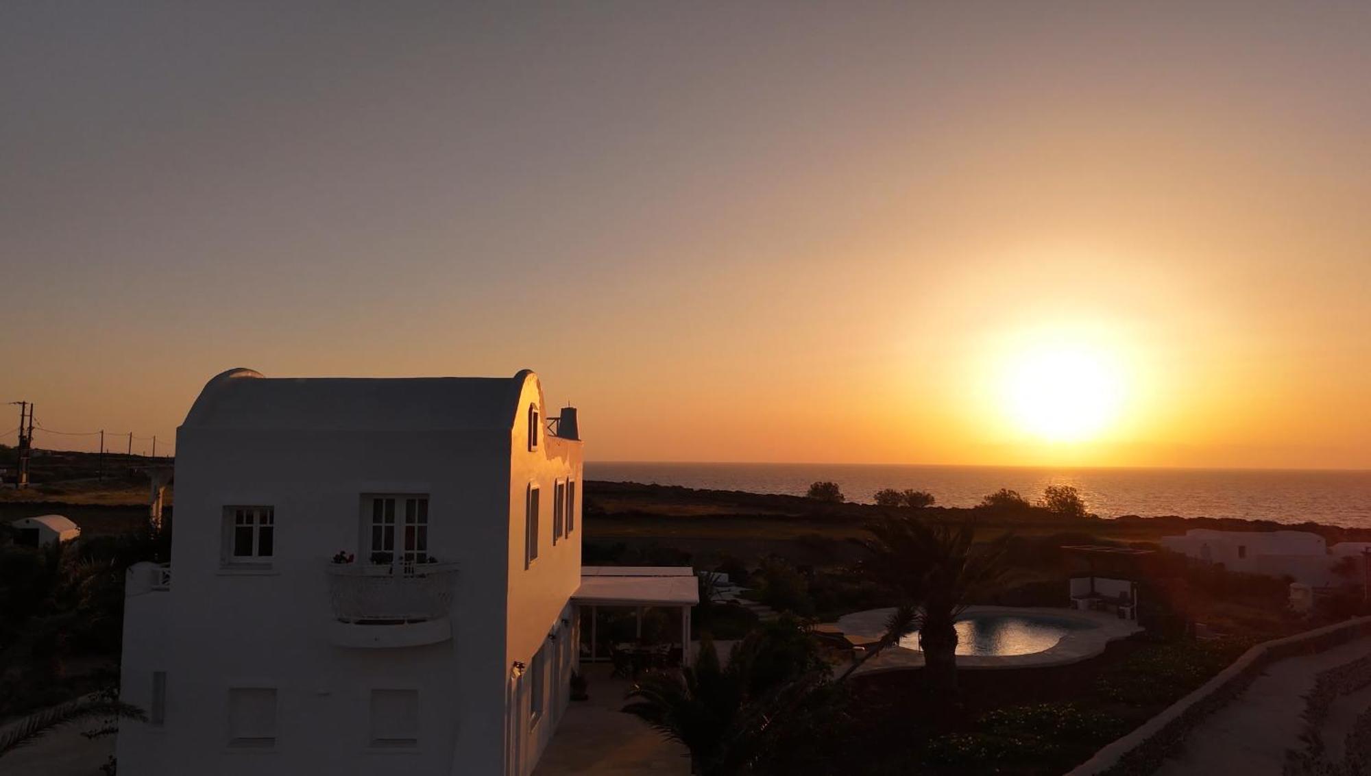 Oia Sunset Luxury Villa Dış mekan fotoğraf